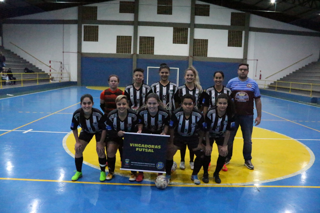 Goleadas marcam início da Copa Bragança Regional de Futsal Feminino 2022 (7)