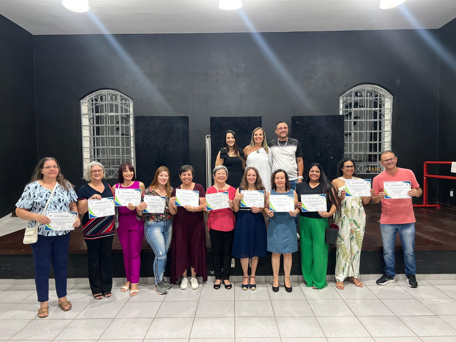 Alunos recebem diplomas dos cursos profissionalizantes oferecidos pelo Fundo Social de Bragança Paulist (7)