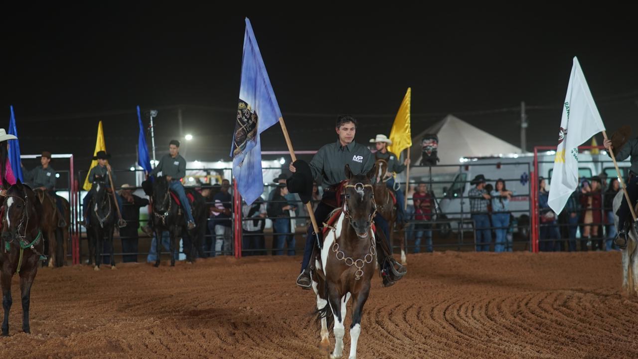 59&ordf; Expoagro e 32&ordf; Festa do Pe&atilde;o de Boiadeiro come&ccedil;a com arena lotada e grandes shows (4)