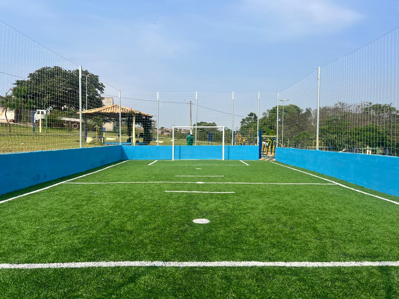 Prefeitura de Bragan&ccedil;a Paulista entrega nova quadra society no bairro Vem Viver