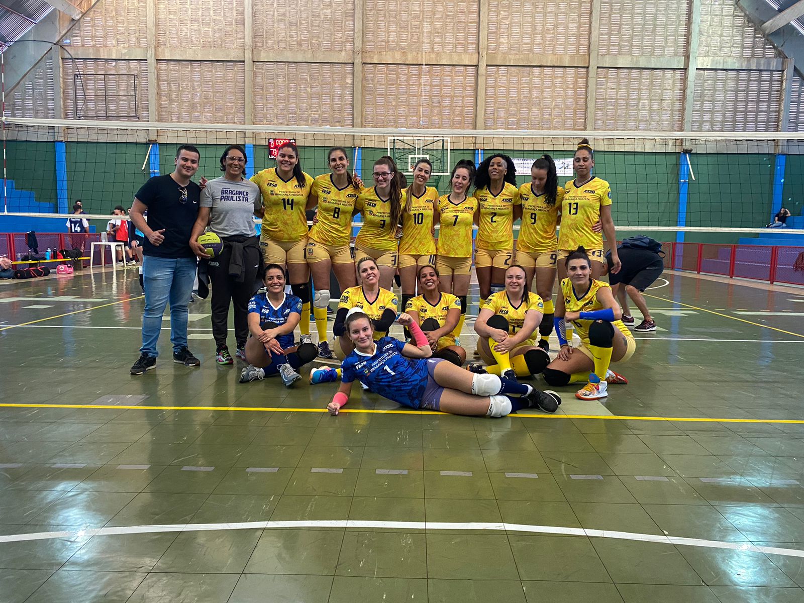 Equipe de Voleibol Adulto Feminino de Bragança Paulista volta à