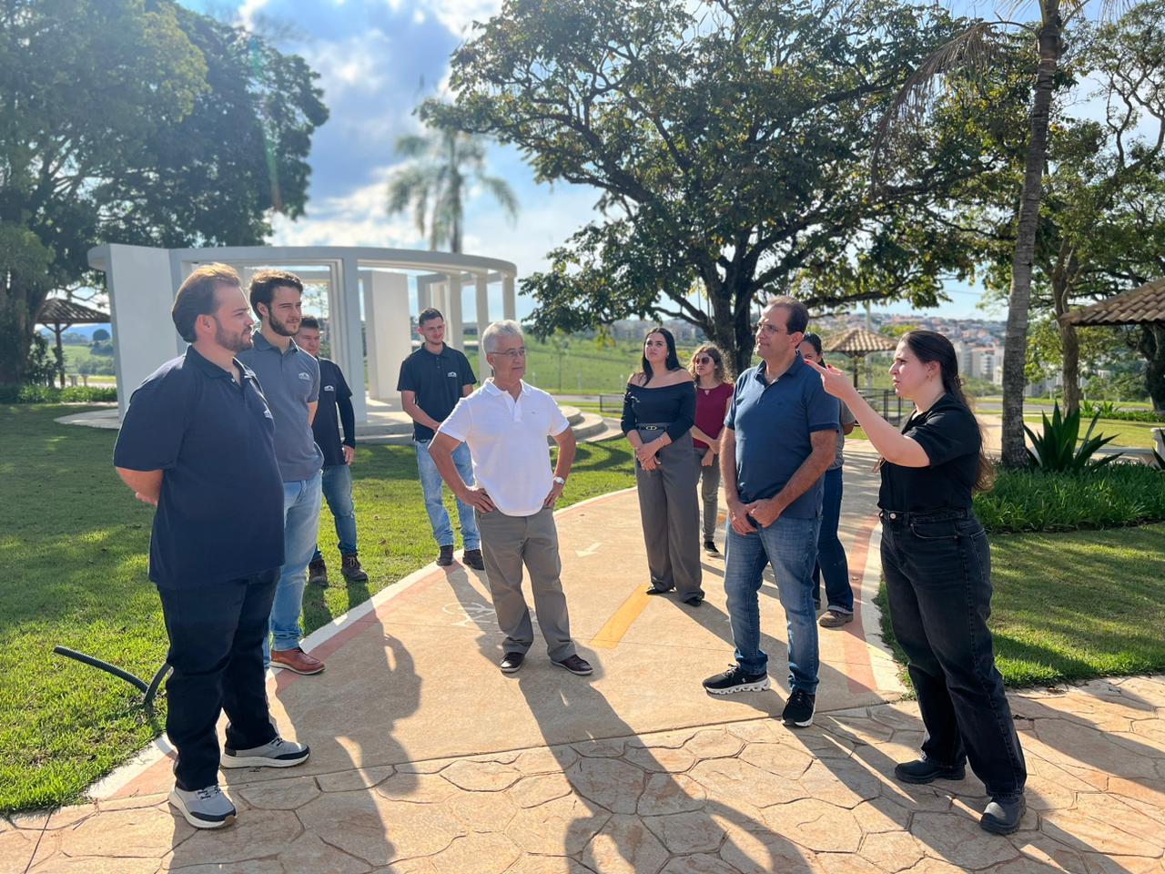 Prefeitura de Bragança Paulista realiza vistoria final no Loteamento Bella Vita, que conta com 548lotes e importantes contrapartidas sociais (8)