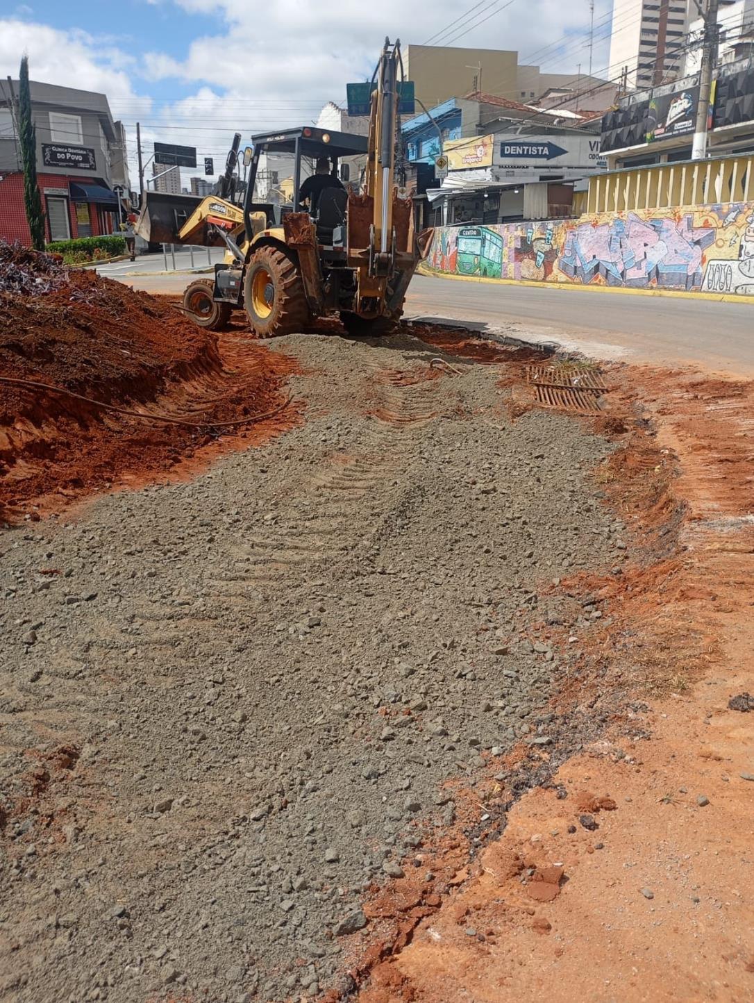 Obras e mudan&ccedil;as vi&aacute;rias reorganizam o tr&acirc;nsito na cidade Foto 07