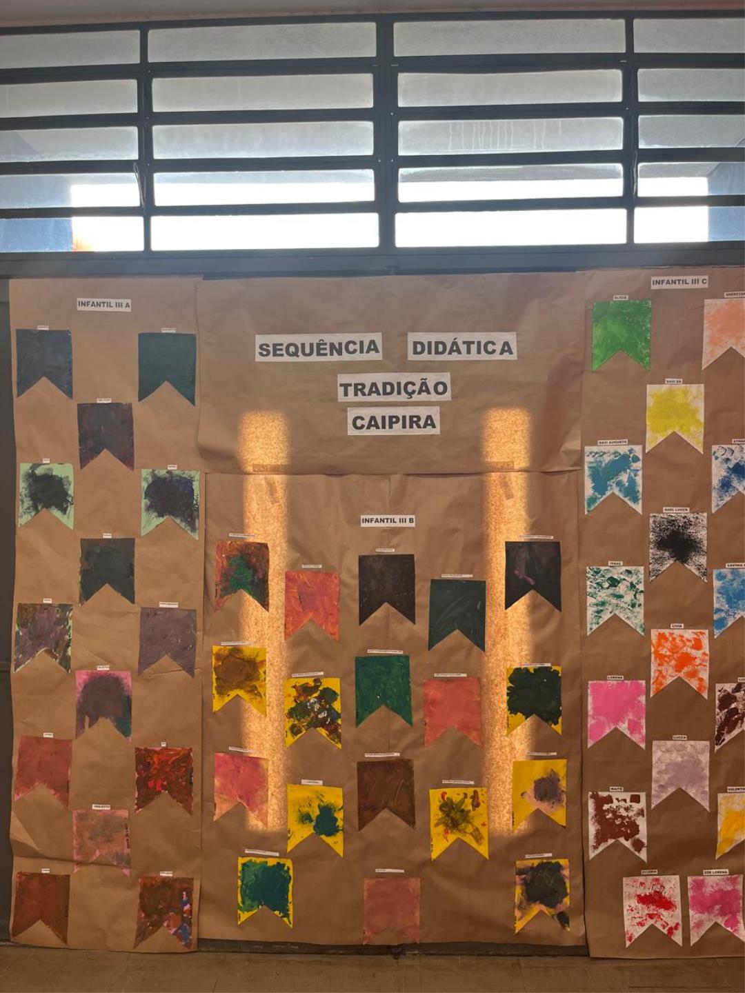 Escolas municipais levam apresentações juninas à Feira Noturna de Bragança Paulista (10)