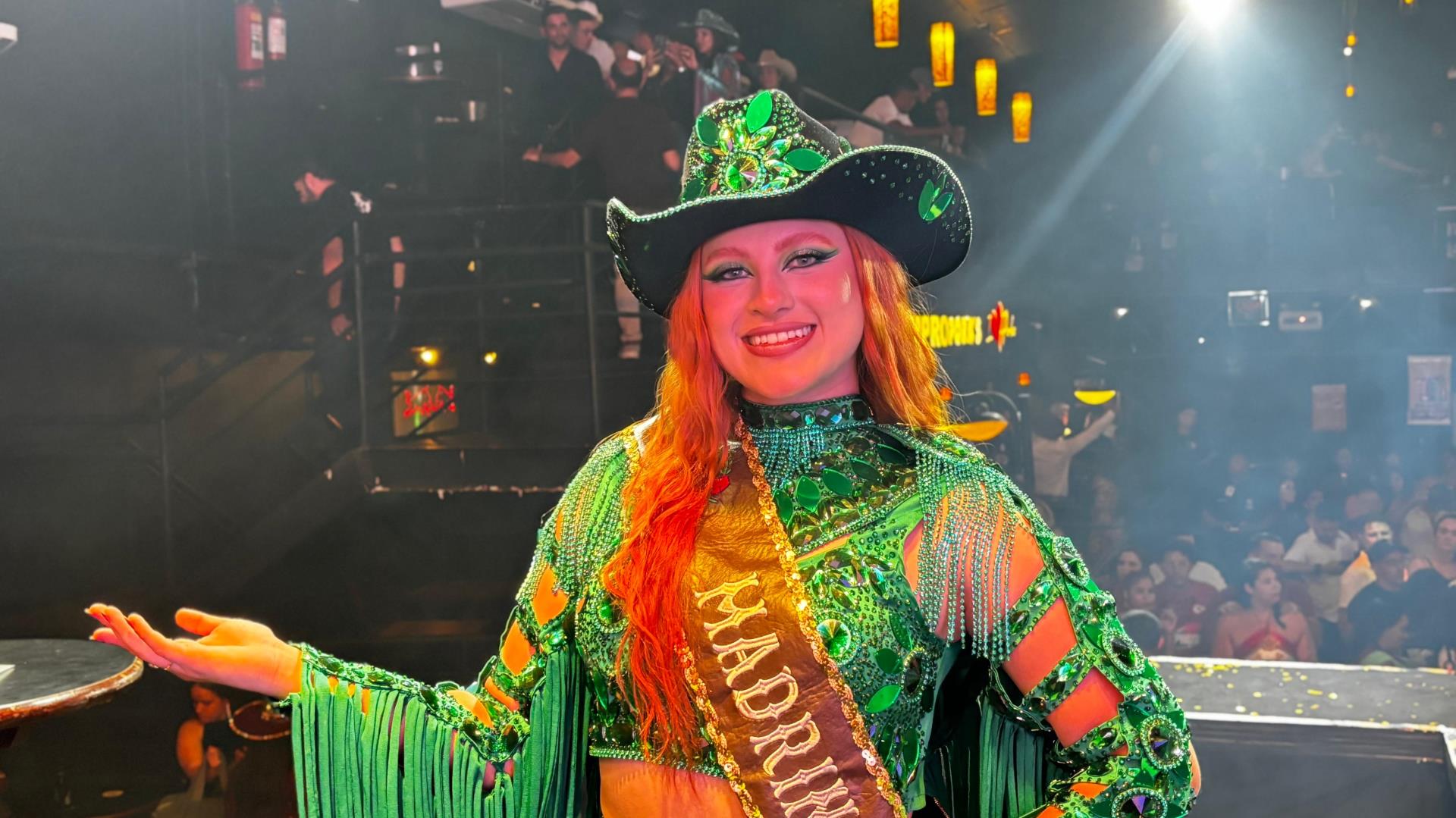 Madrinha da Festa Tiffany Alexia Bueno