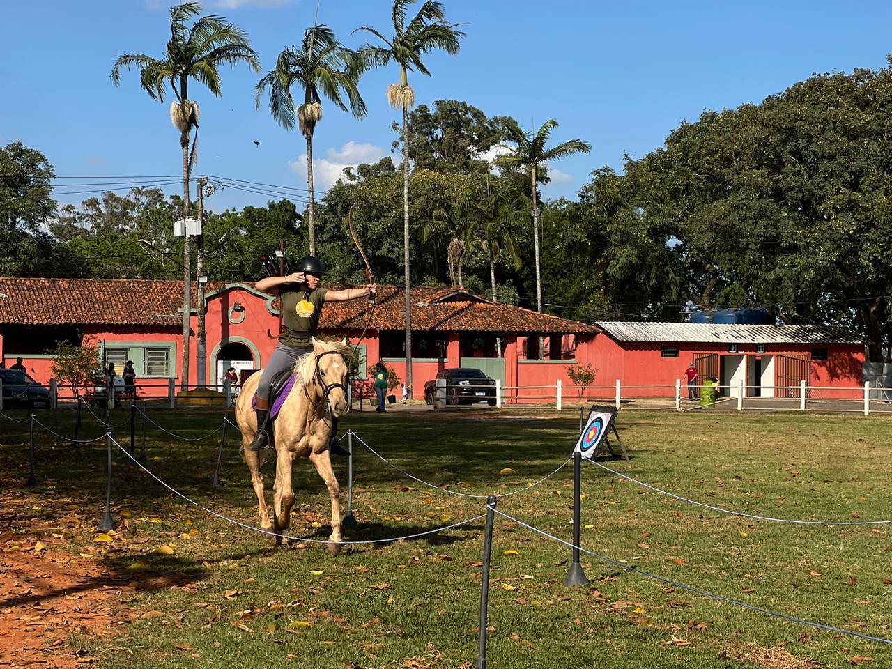 Domingo de casa cheia encerra o primeiro fim de semana da 59&ordf; Expoagro e 32&ordf; Festa do Pe&atilde;o de Boiadeiro Foto 07