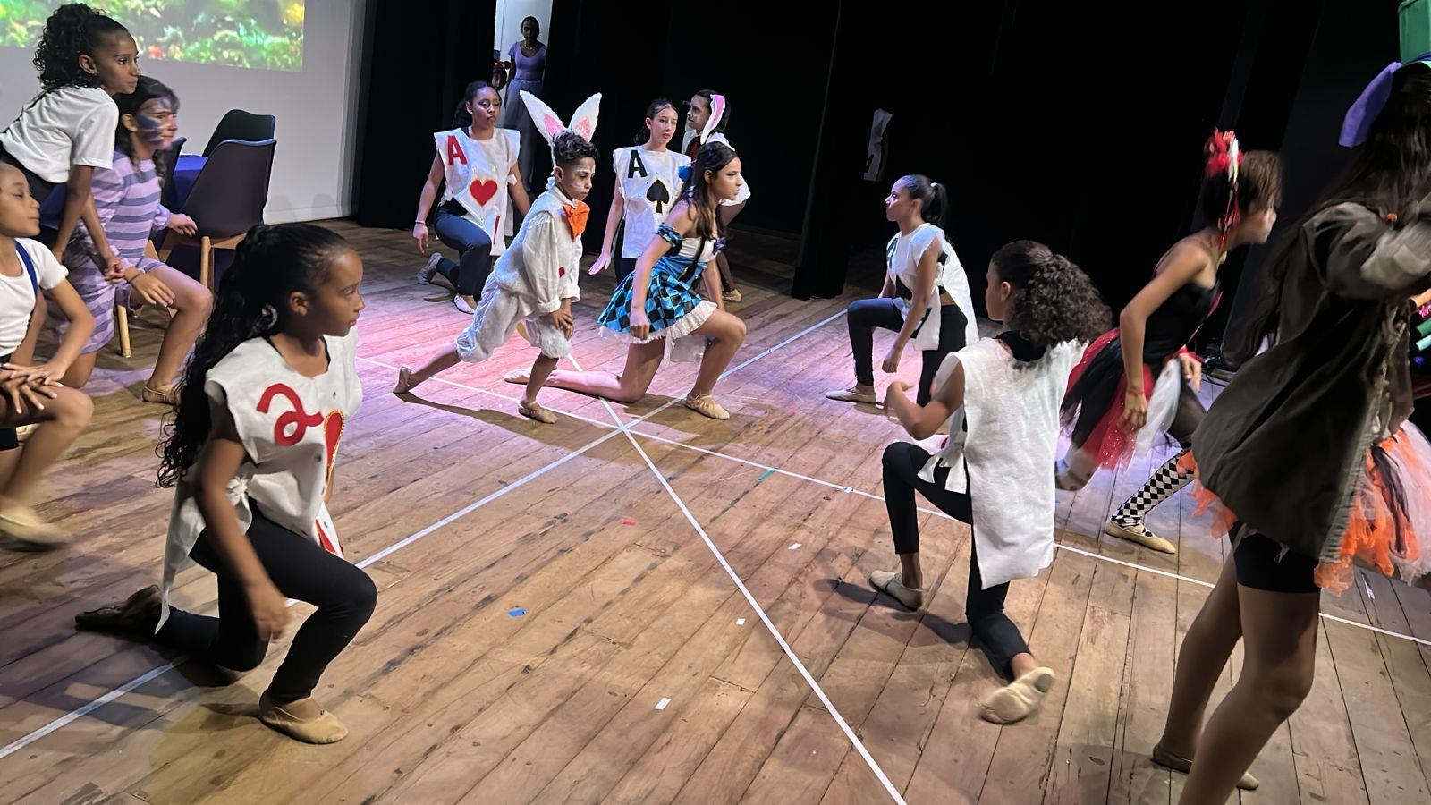 6ª Edição do Festival de Dança encerra a Semana Jovem com espetáculo emocionante (9)