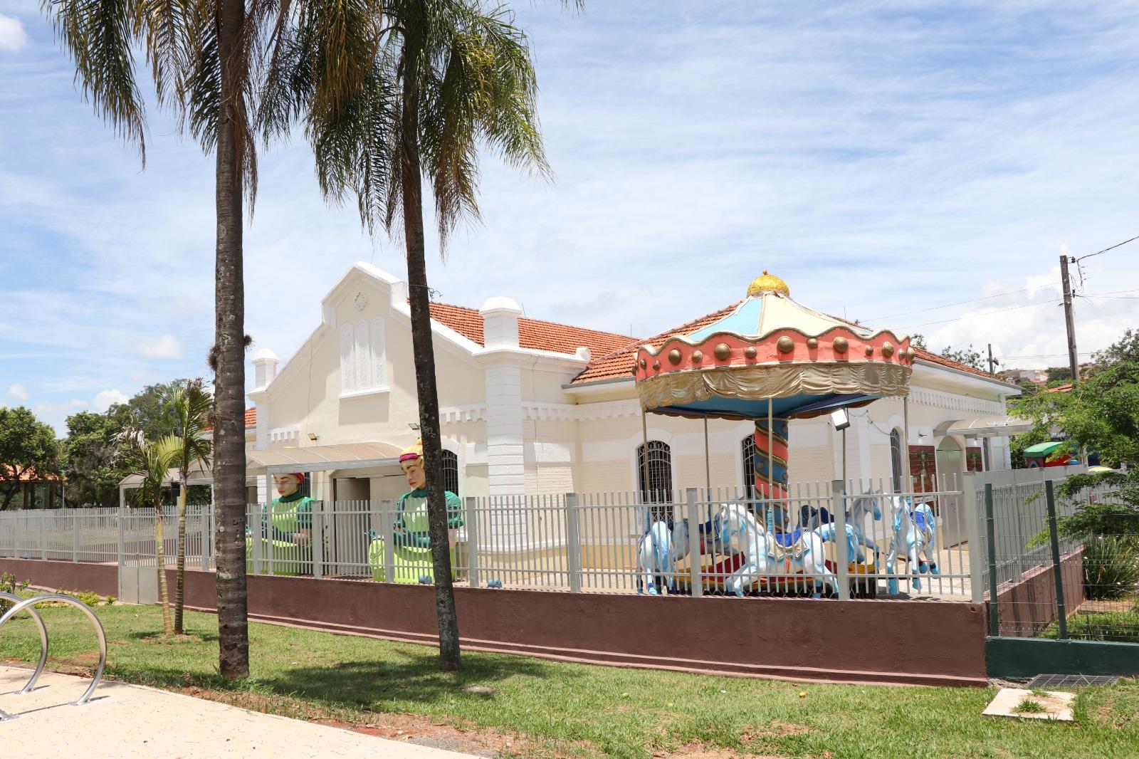 Bragança Paulista convida a comunidade para viver a magia da Vila Noel no Centro Cultural Geraldo Pereira (9)