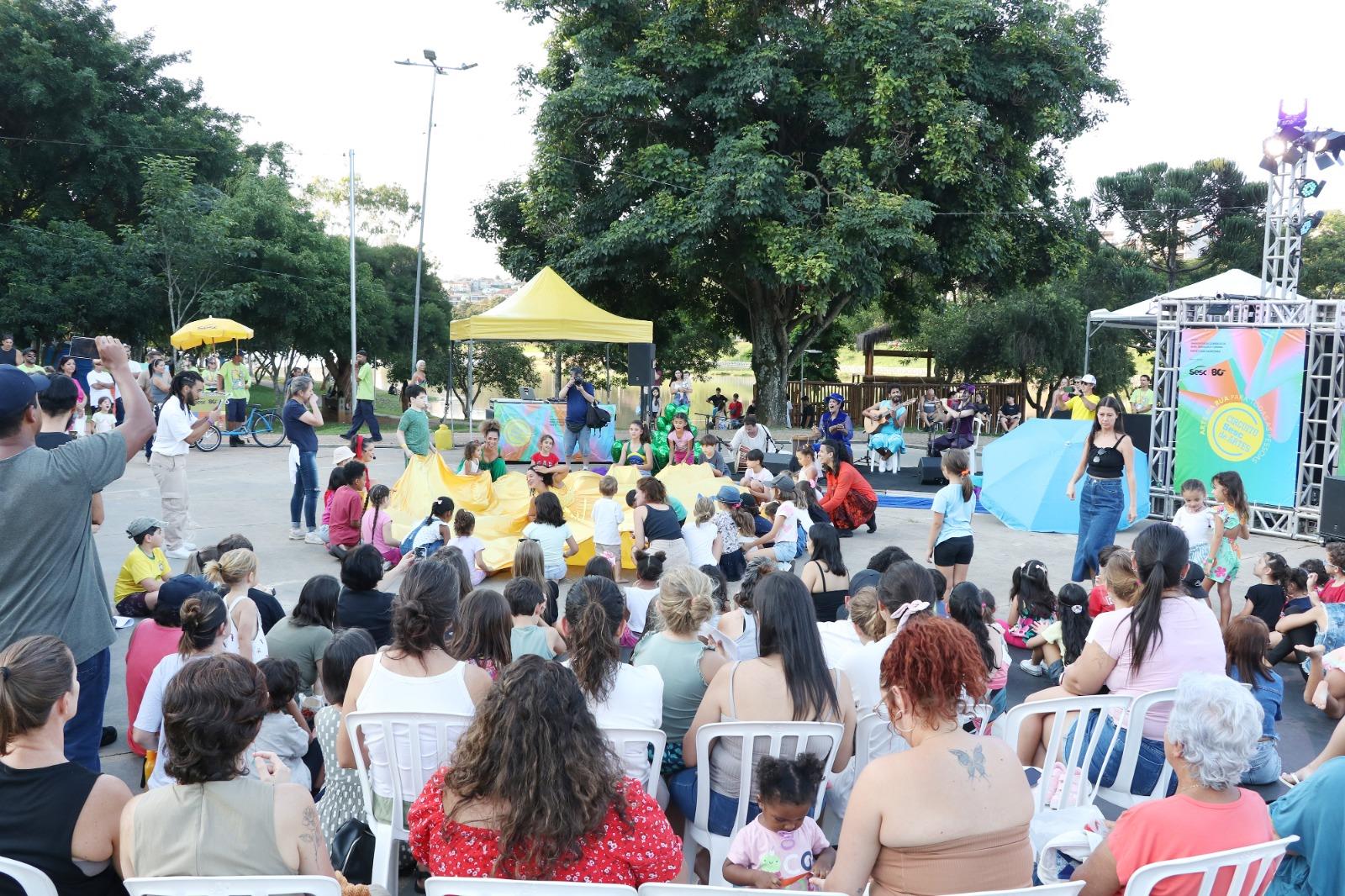 Circuito Sesc de Artes re&uacute;ne grande p&uacute;blico na Arena do Lago (8)