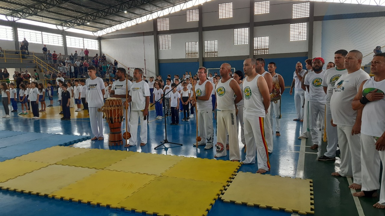05.12.2022 Cerca de 500 alunos participam de formatura do projeto &ldquo;Capoeira nas Escolas&rdquo; (9)