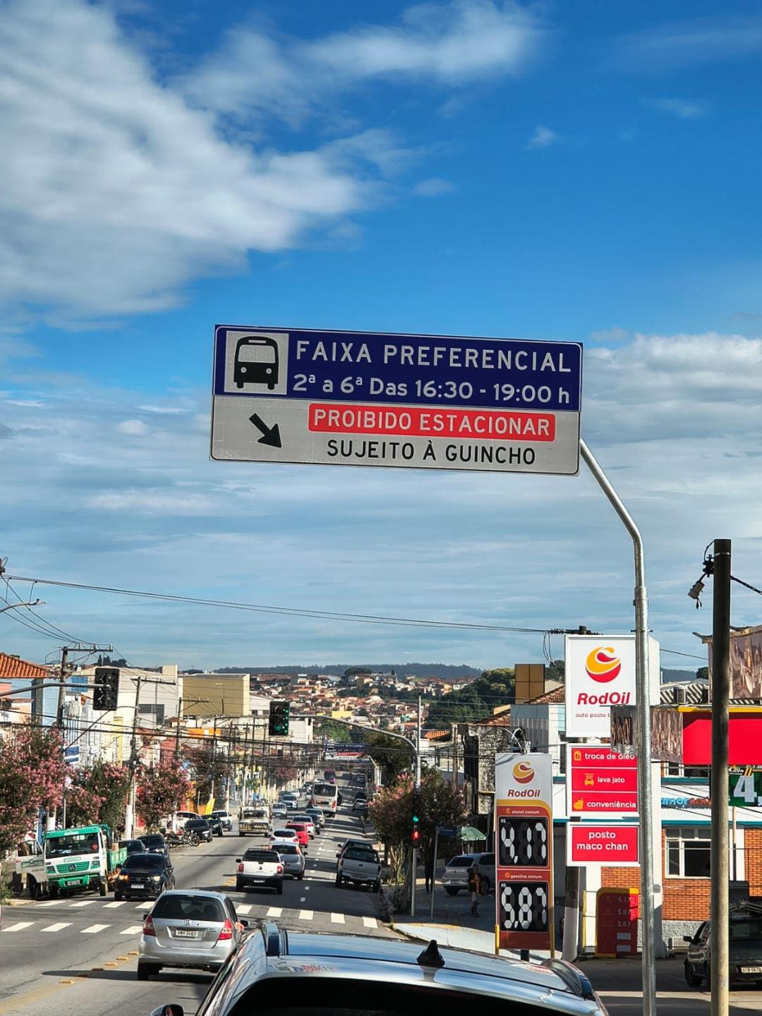 Obras e mudan&ccedil;as vi&aacute;rias reorganizam o tr&acirc;nsito na cidade Foto 09
