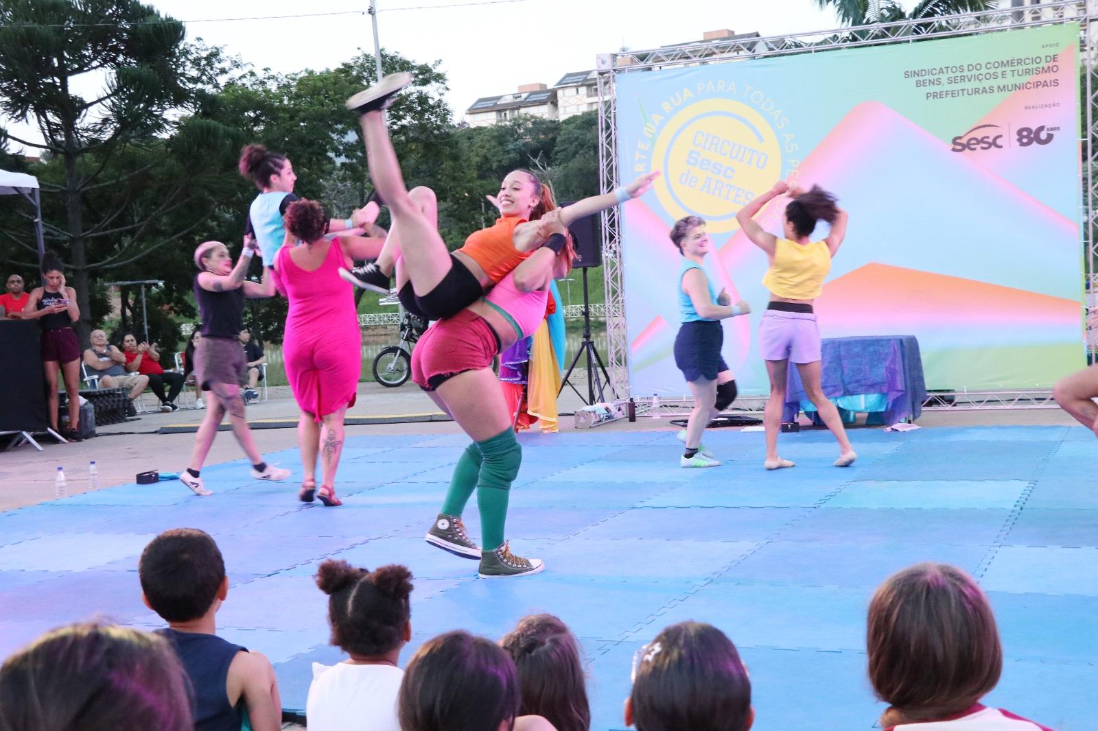 Circuito Sesc de Artes re&uacute;ne grande p&uacute;blico na Arena do Lago (9)