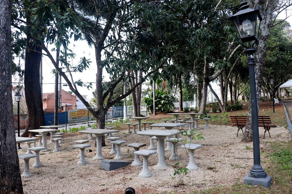 Inaugura&ccedil;&atilde;o do Jardim P&uacute;blico atrai centenas de visitantes (14)