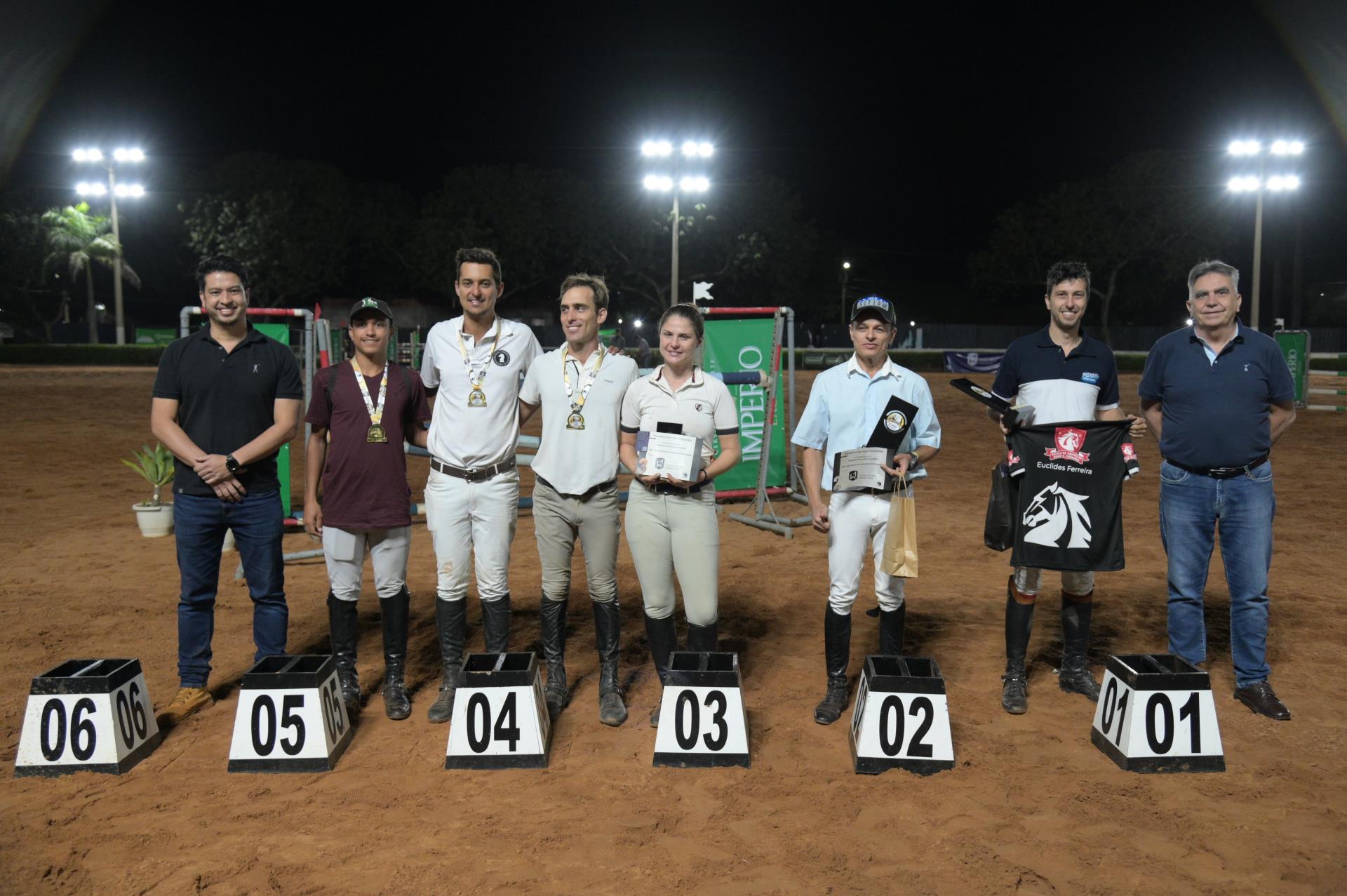 Festa e programação esportiva celebram 112 anos do Vovô da Colina -  Correio de Minas