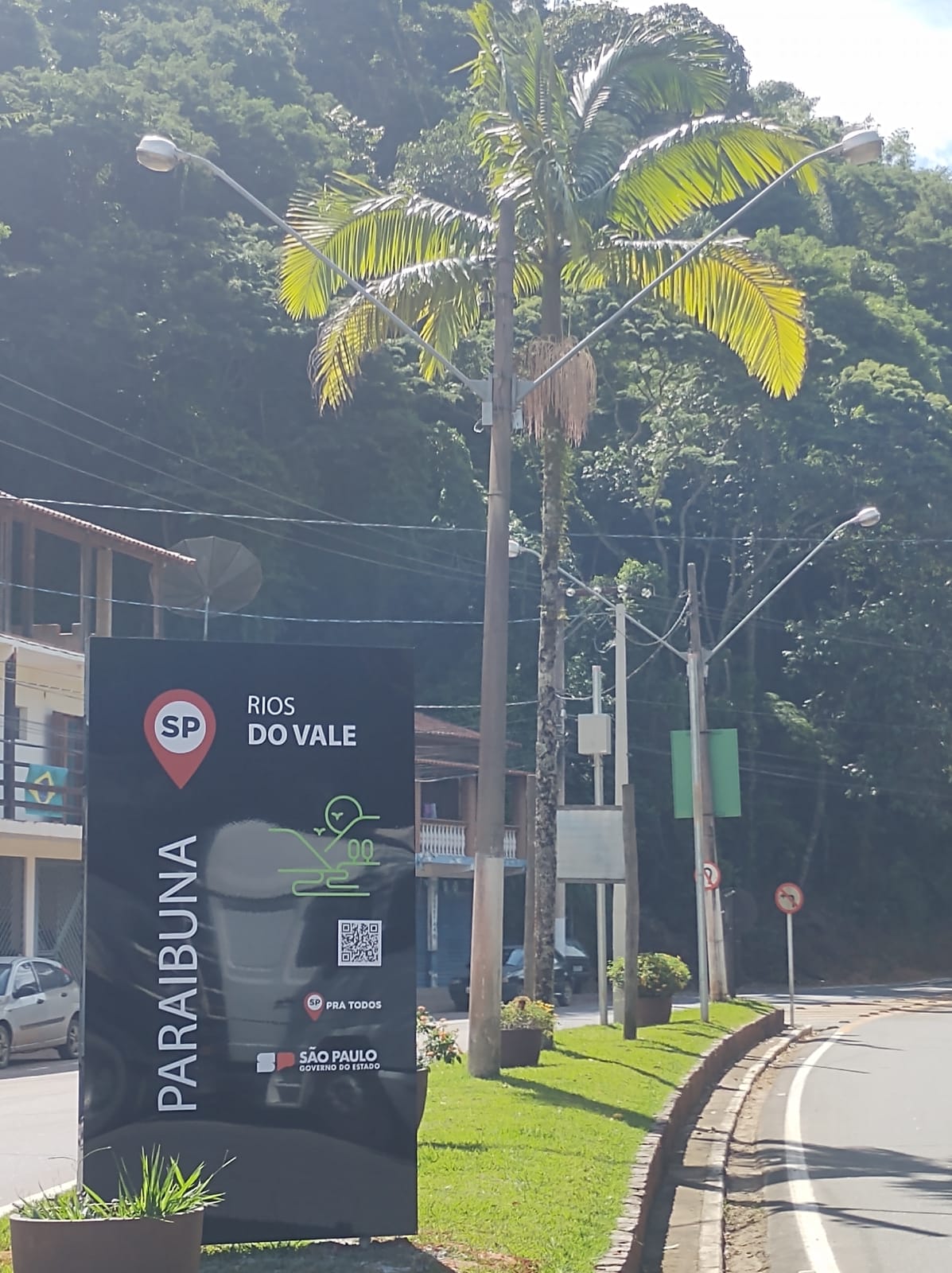 Paraibuna é presenteada com placa de sinalização da Rota Turística Rios do Vale Prefeitura de