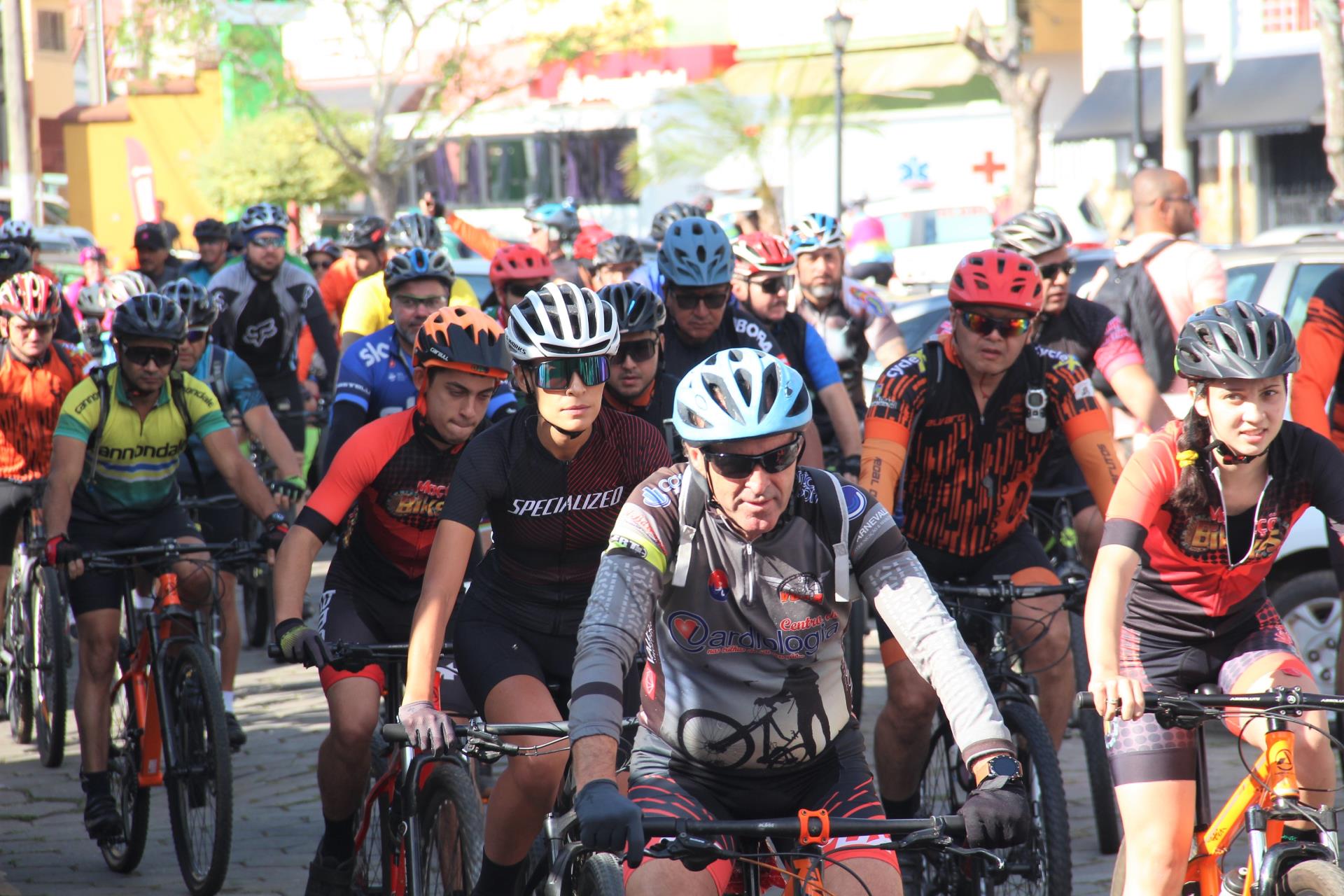 BIKE RACING em COQUINHOS