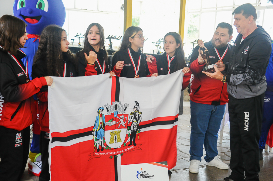 11/07 - Jogos Regionais: Pinda é prata no Xadrez Feminino e disputa final  do masculino nesta quarta-feira - Prefeitura de Pindamonhangaba