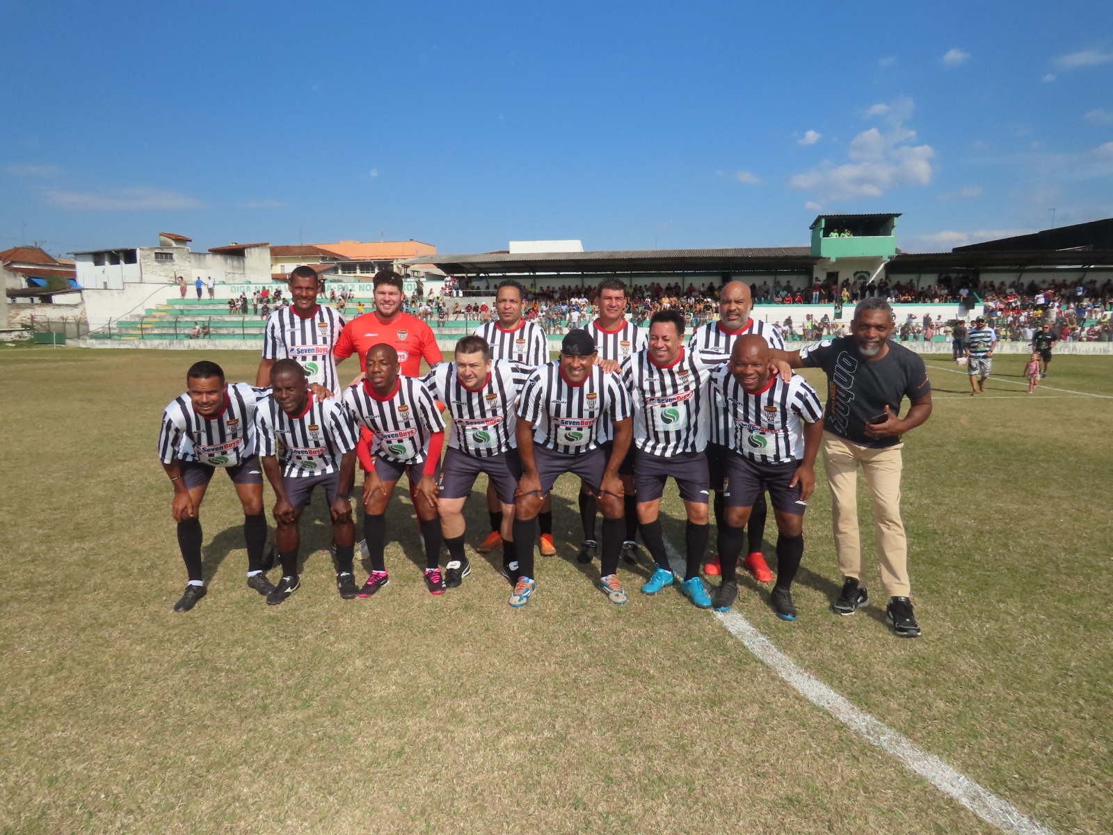 Futebol Solidário reúne ex-jogadores em Campinas. Venha prestigiar!