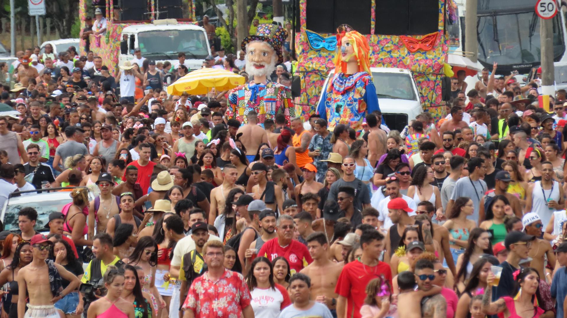 G1 - Comunidade Hare Krishna faz retiro de carnaval em Pinda, SP