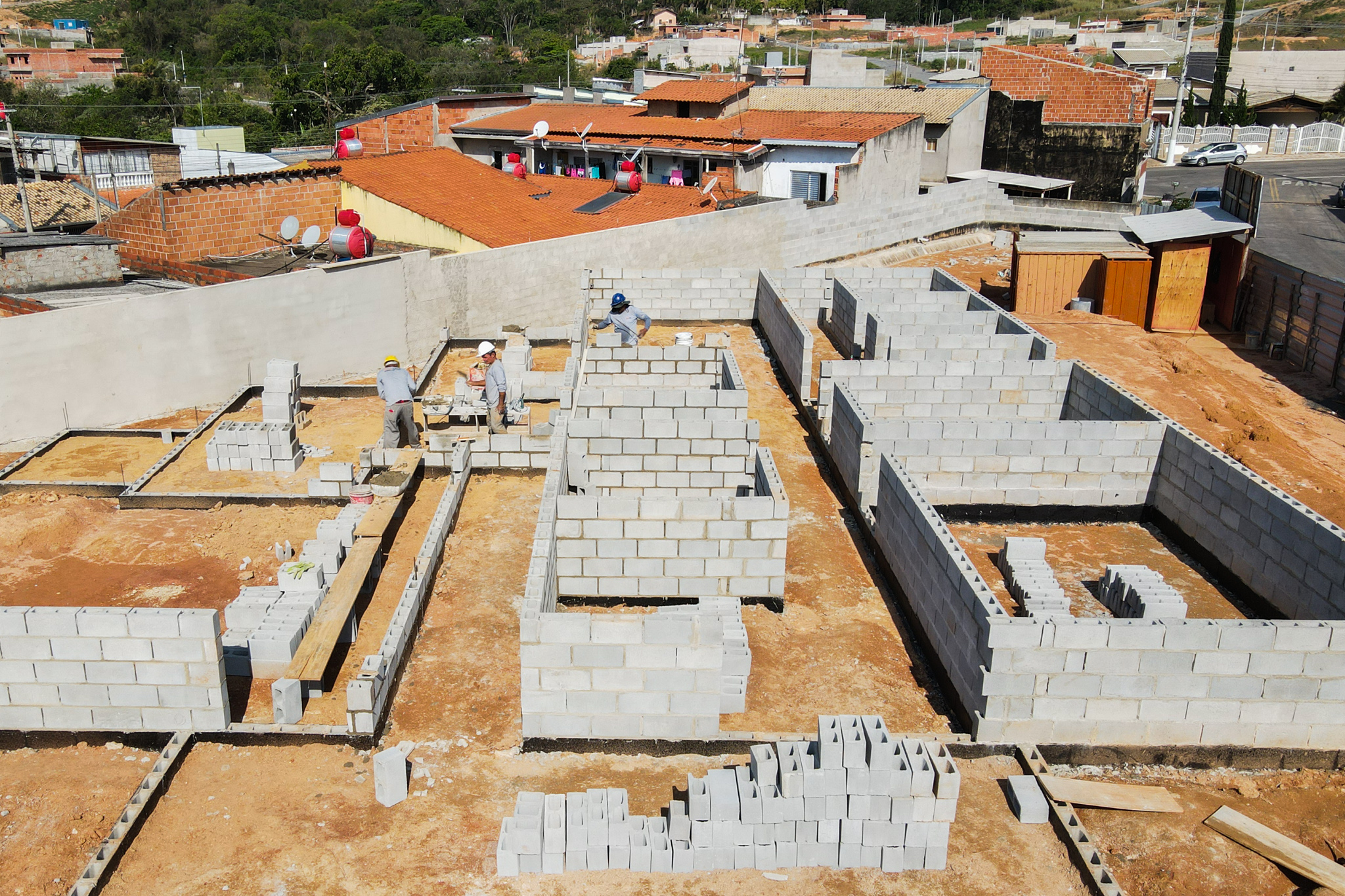 FOTO - CONSTRUÇÃO ESCOLA (2)