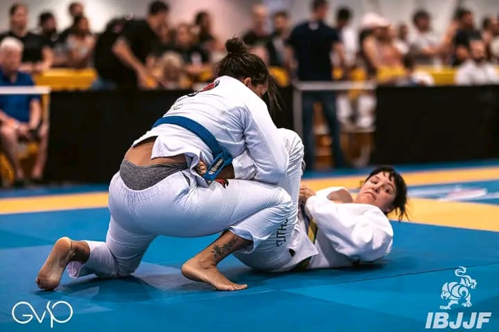 FOTO - G&Eacute;SSICA RINALDI - JIU-JITSU (1)