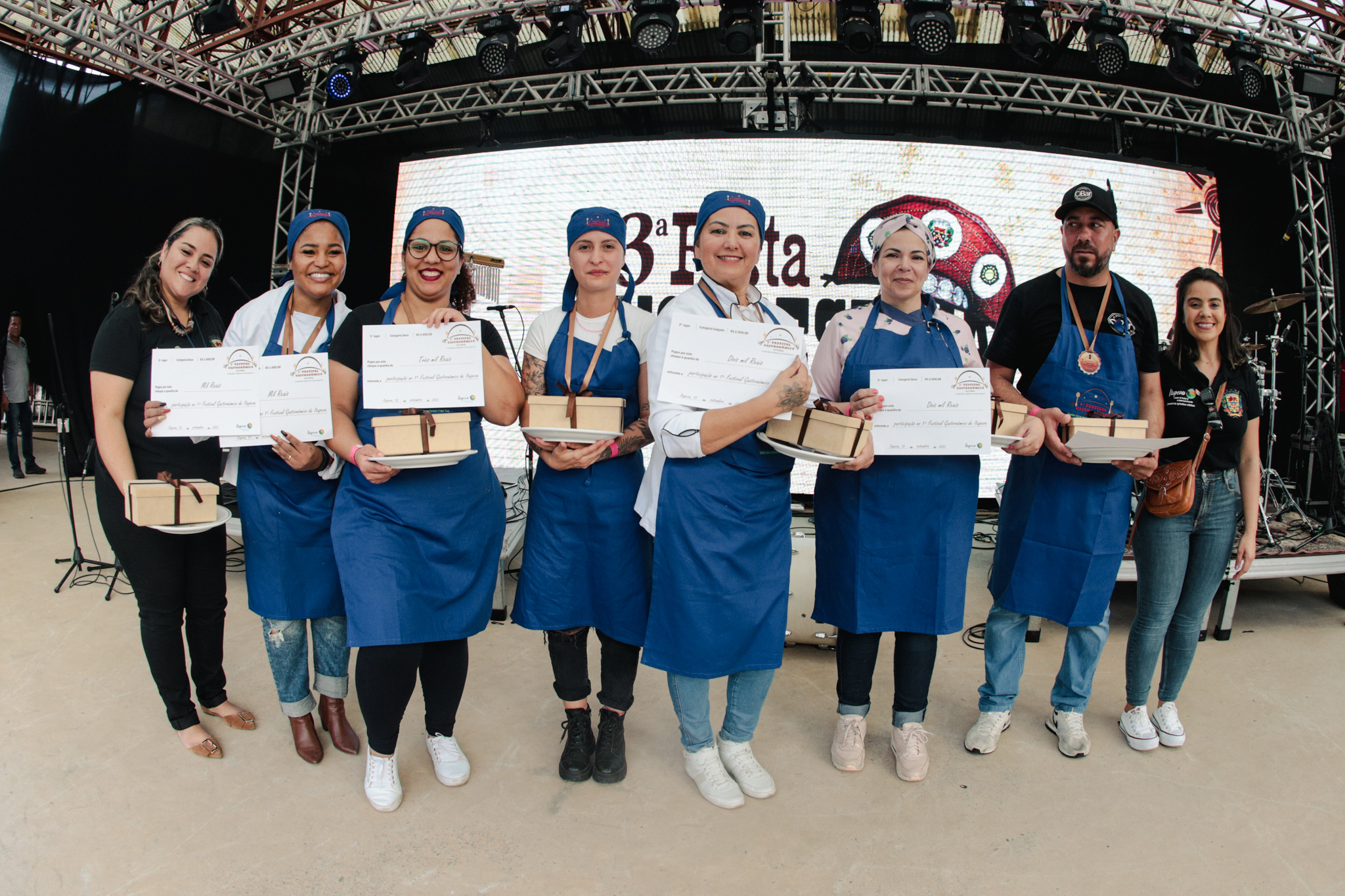 Nadadora talentosa de Itupeva recebe homenagem na Câmara Municipal - Coisas  de Itupeva