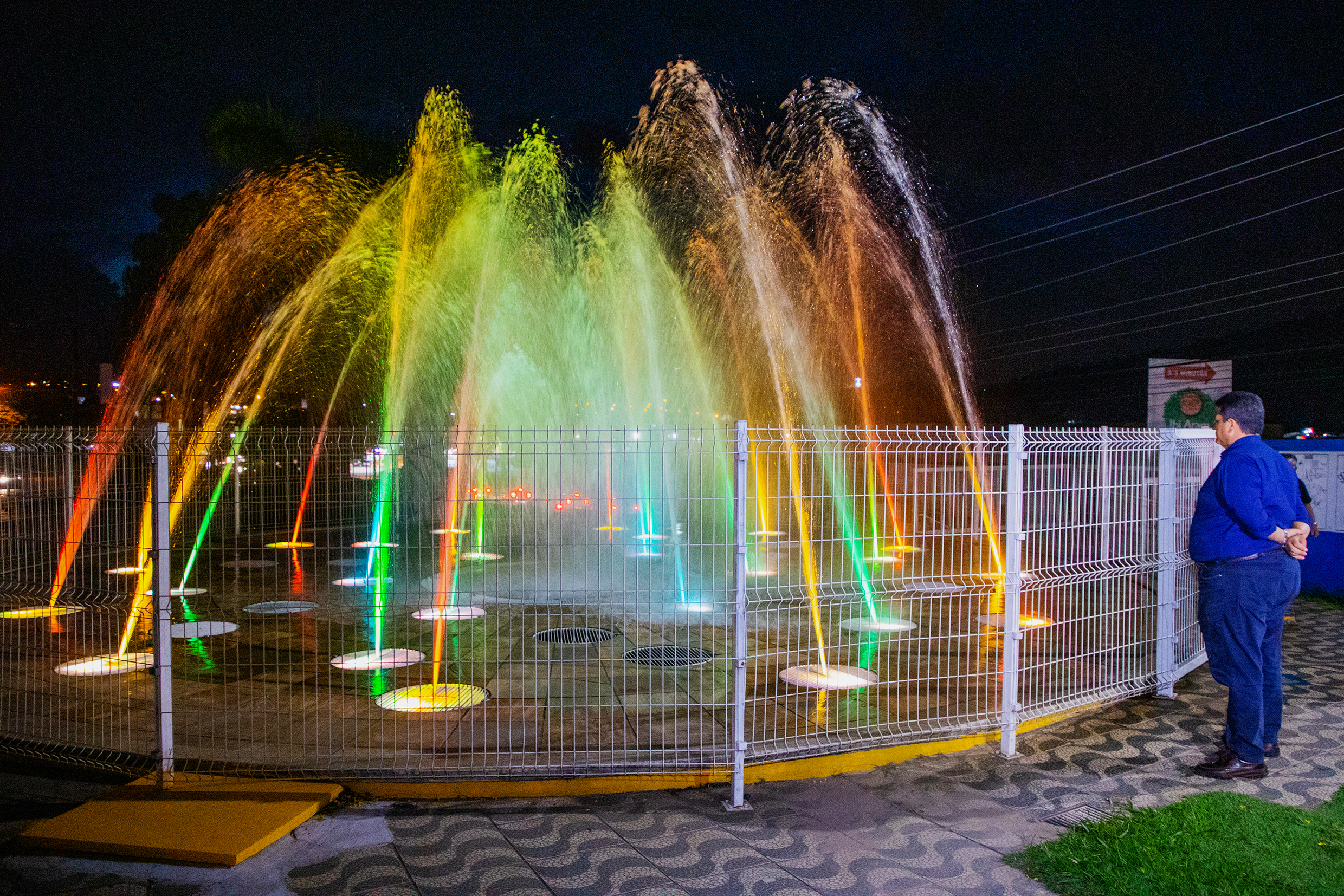 CHAFARIZ NA PRAÇA DA BÍBLIA (2)