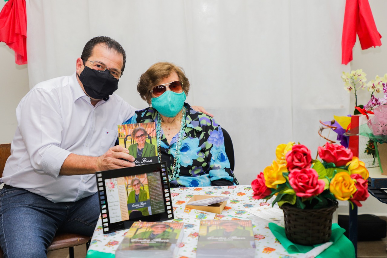 LANÇAMENTO-LIVRO-LEO-2