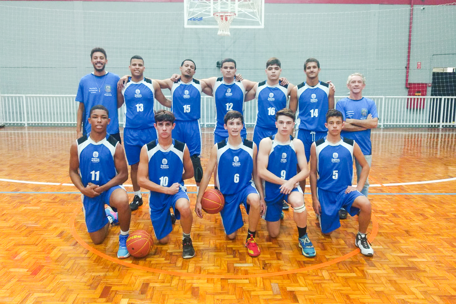Equipe de Voleibol Feminino Sub-17 de Bragança Paulista participa de mais  uma etapa da IV Copa Vinhedo de Voleibol 2023 - Prefeitura de Bragança  Paulista