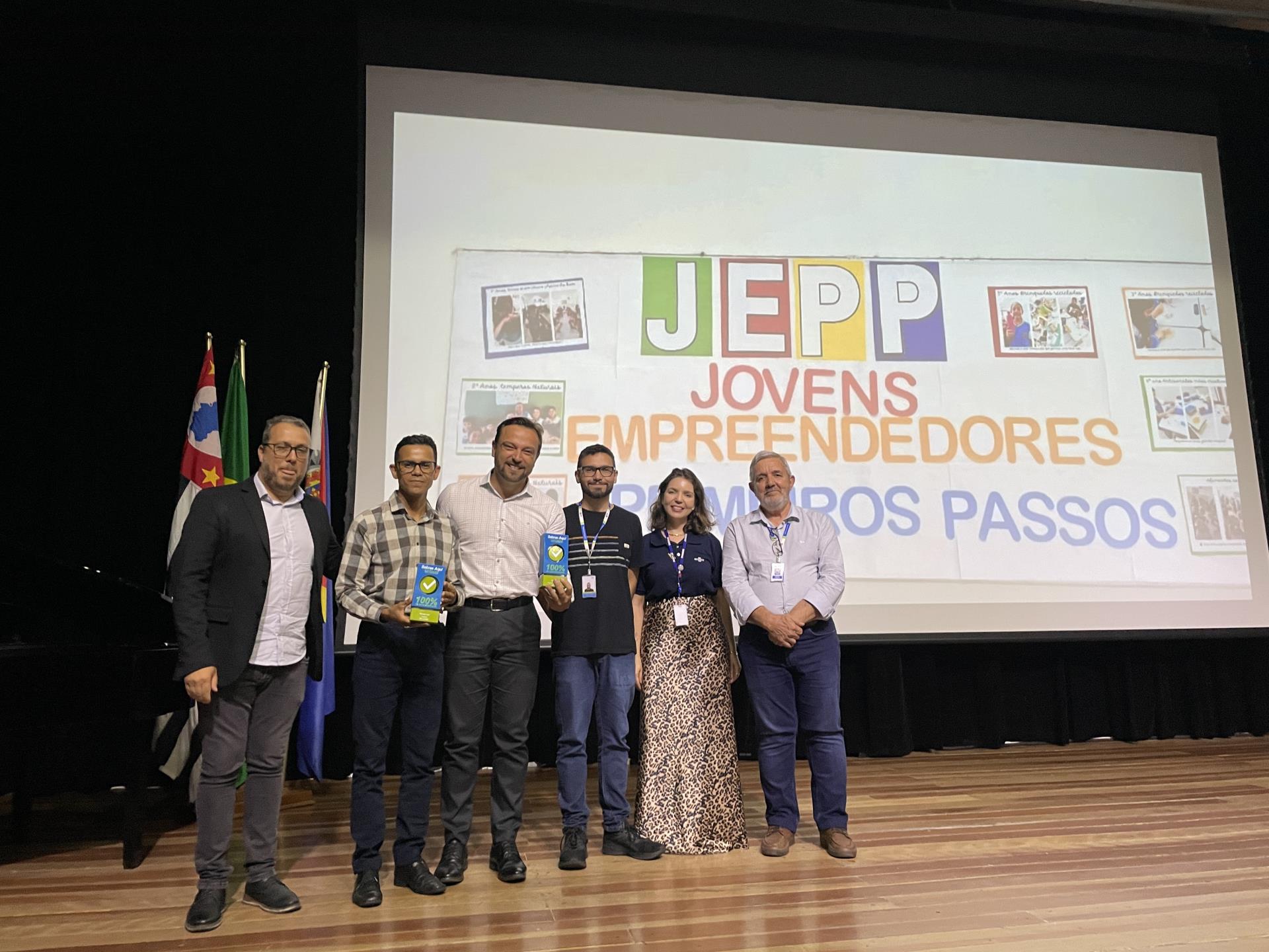 20251202_171153636_iOS