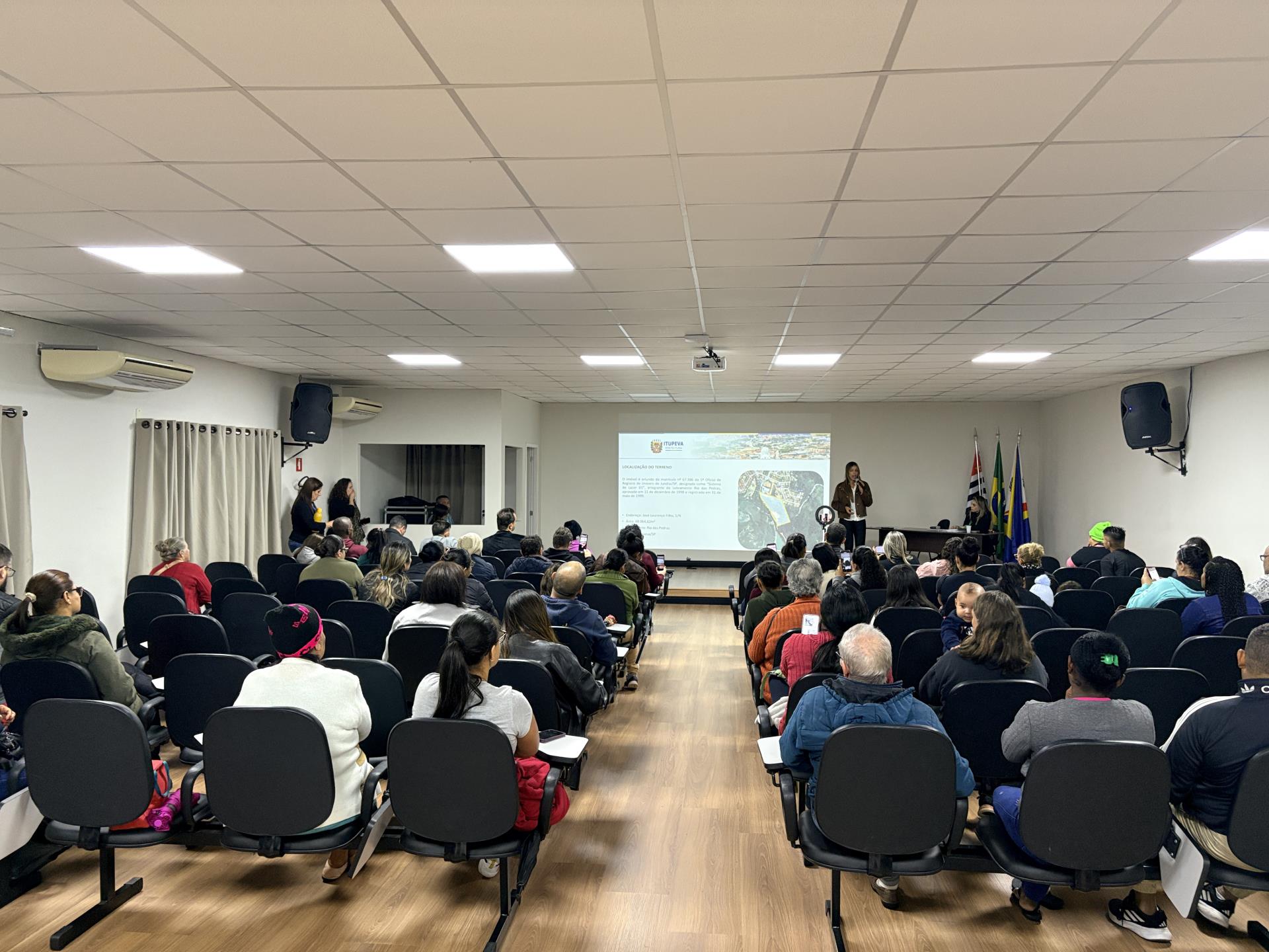 Ok Audi&ecirc;ncia desafeta&ccedil;&atilde;o de &aacute;rea (51)