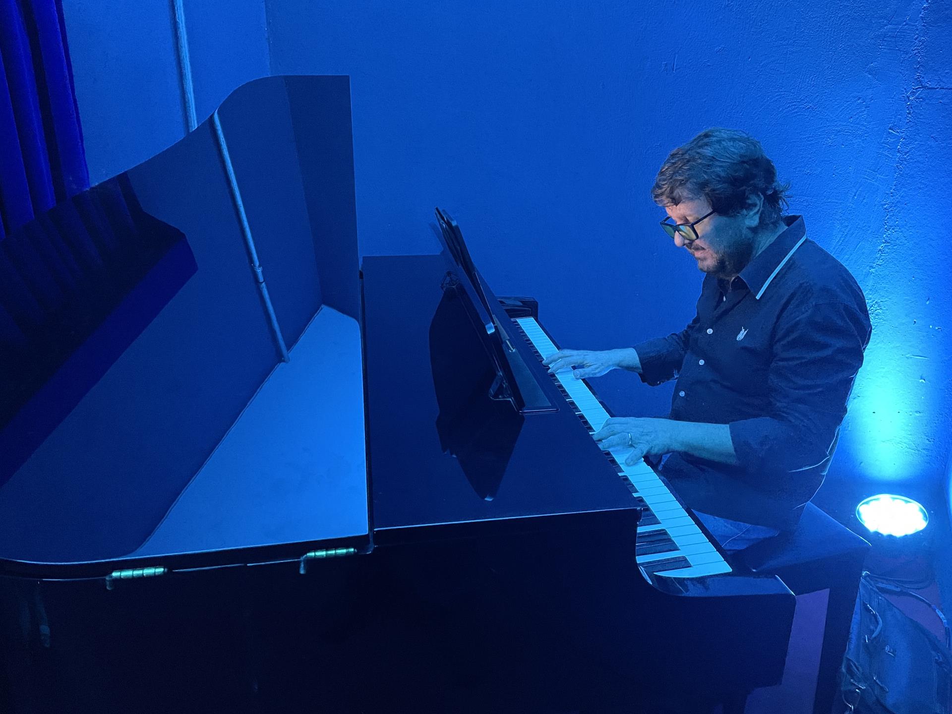 20260317_215803977_iOS