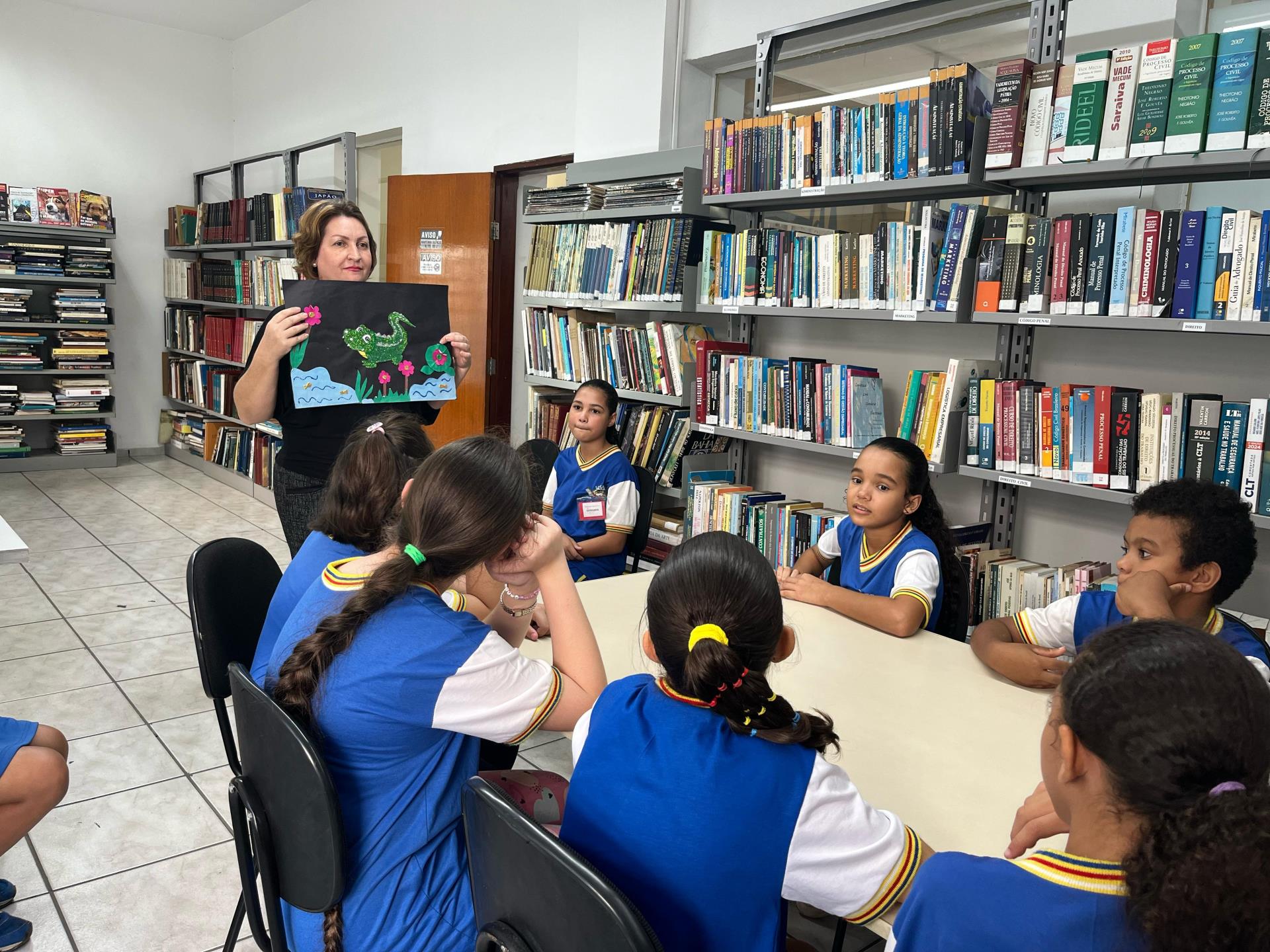 ALUNOS VISITANDO PONTOS DE ITUPEVA (3)