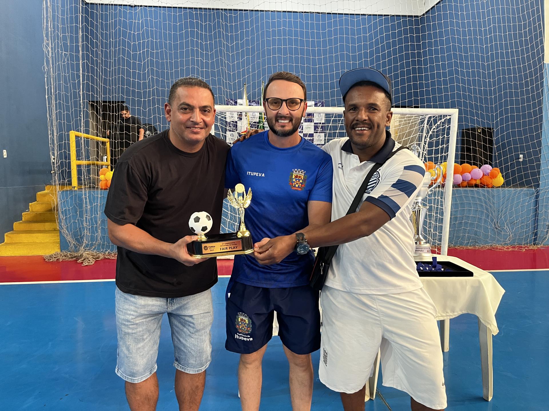 INDUSTRIAL-FUTSAL (6)