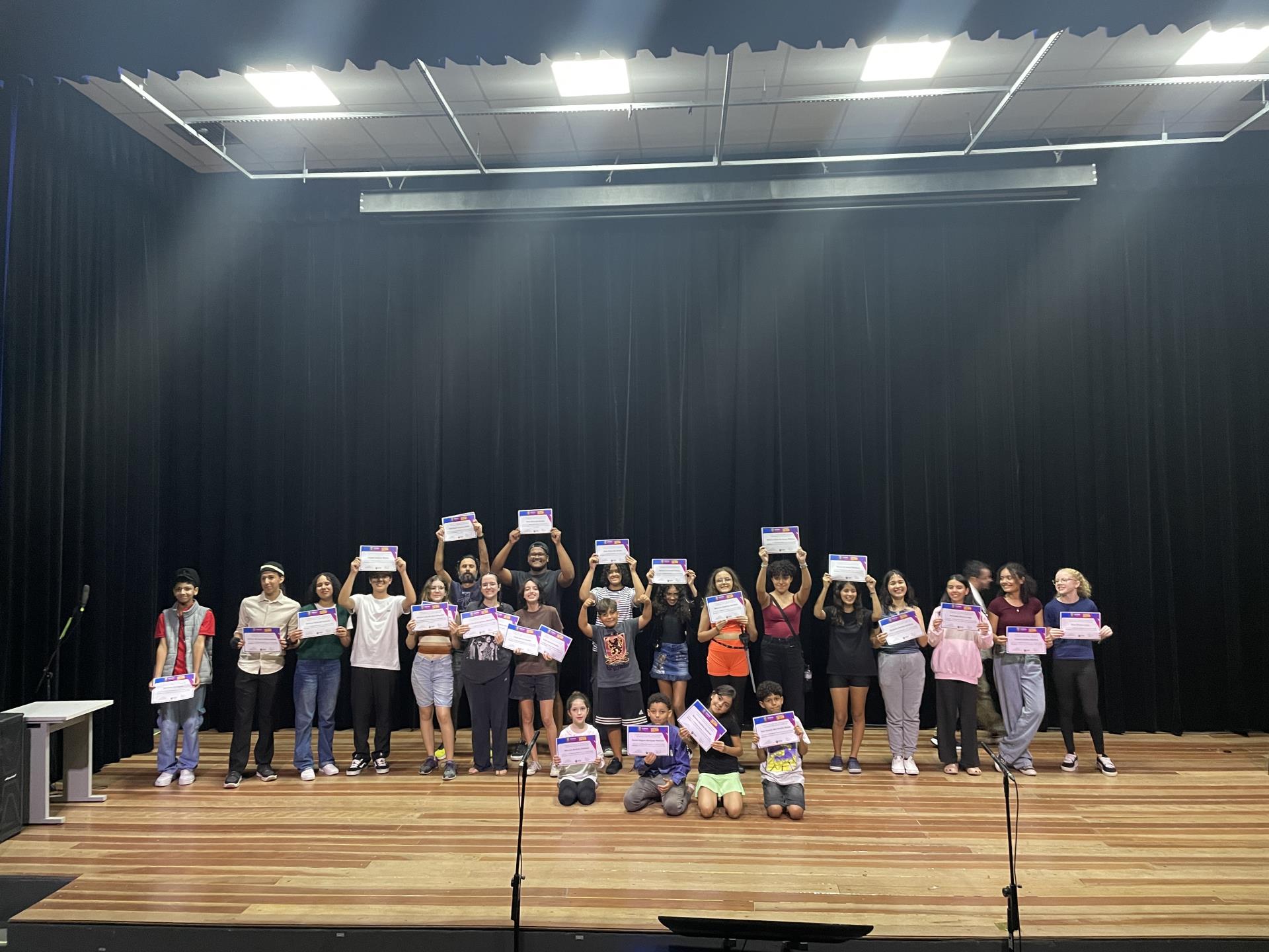 20251205_000745752_ios