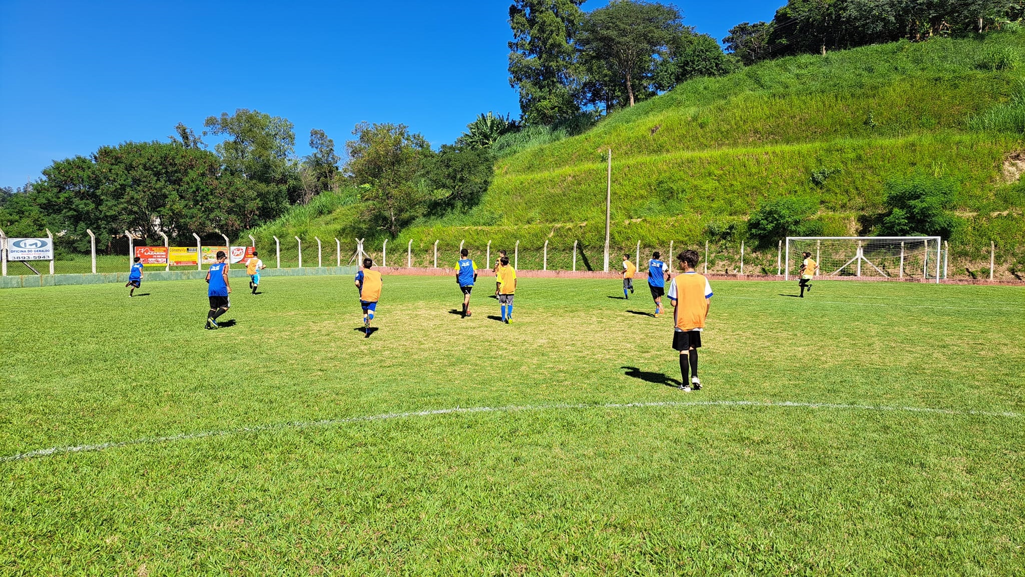 ADCCTA Escolinha de Futebol de Campo