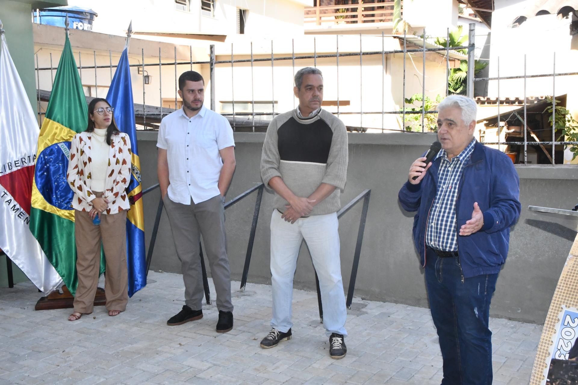 Parquinho do bairro Vila Gonçalo ganha revitalização em Itabirito