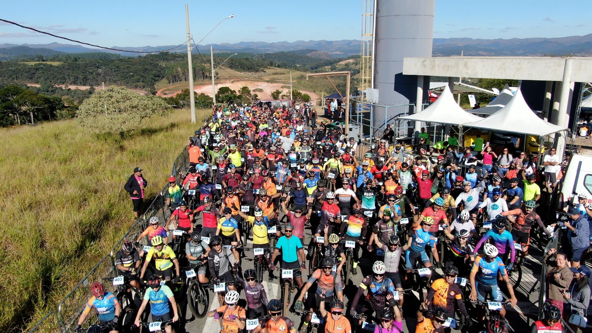 1º Grau de Bike reúne dezenas de praticantes da modalidade em Itagimirim 