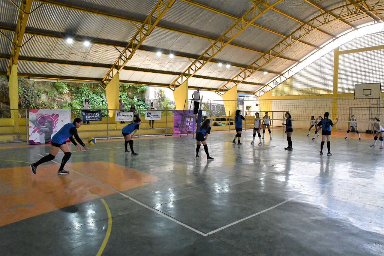 Estudantes de Itaú de Minas representam a cidade na etapa microrregional  dos Jogos Escolares