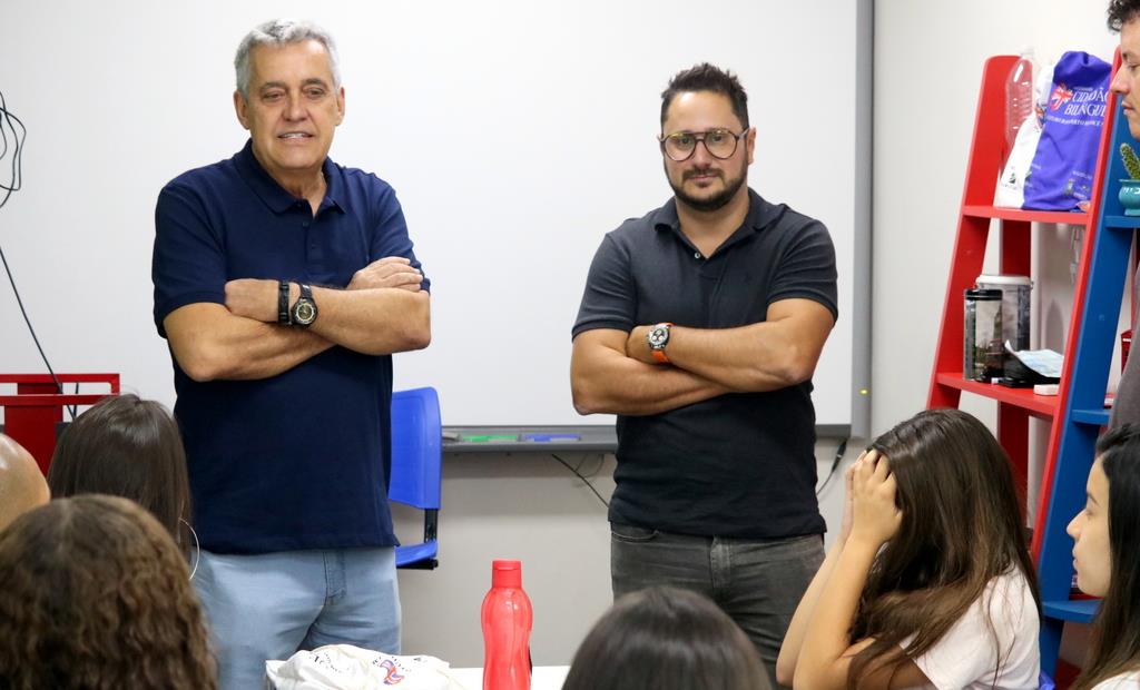 Mauro Naves