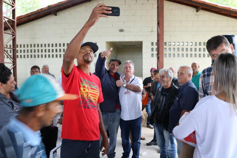 Confraternização Frente