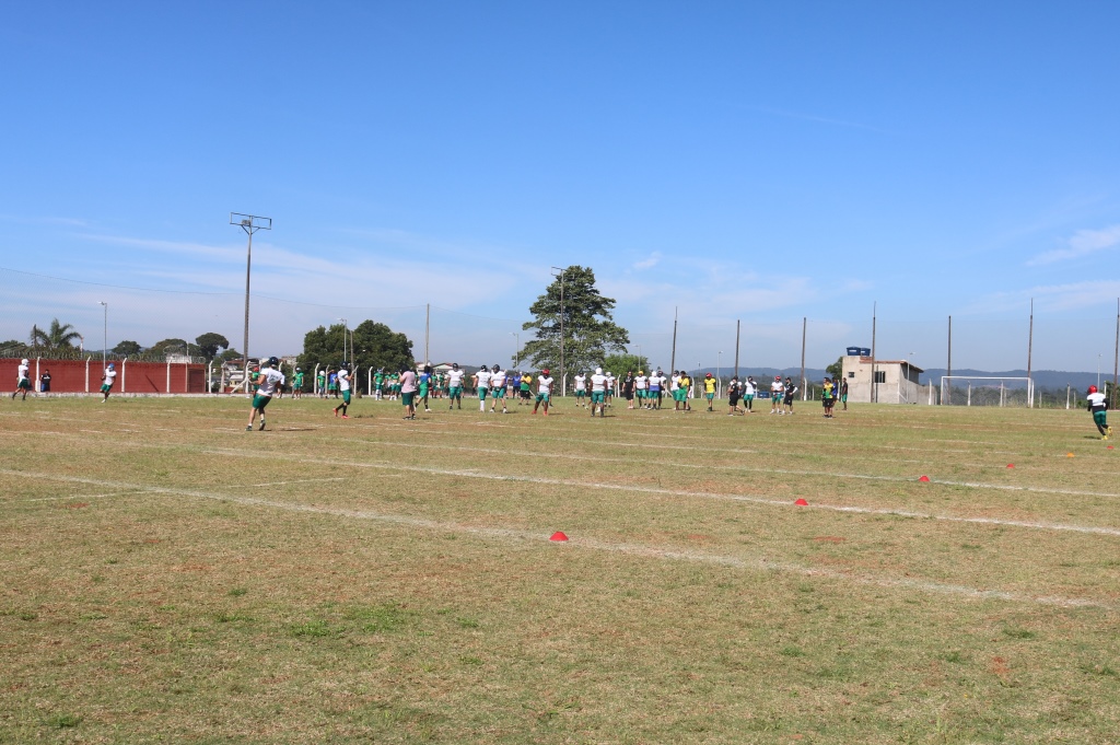 Seleção Brasileira de Futebol Americano faz treino aberto em Itapecerica da  Serra - Itapecerica da Serra