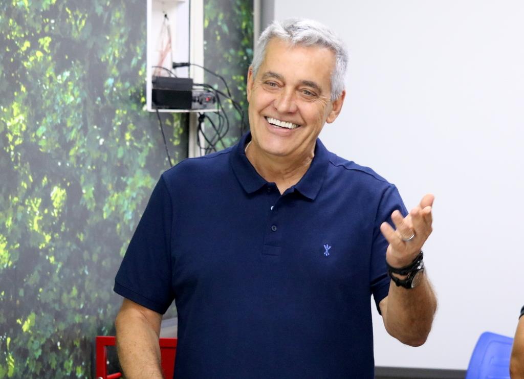 Mauro Naves