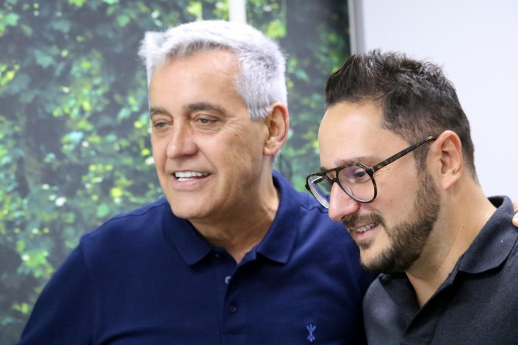 Mauro Naves