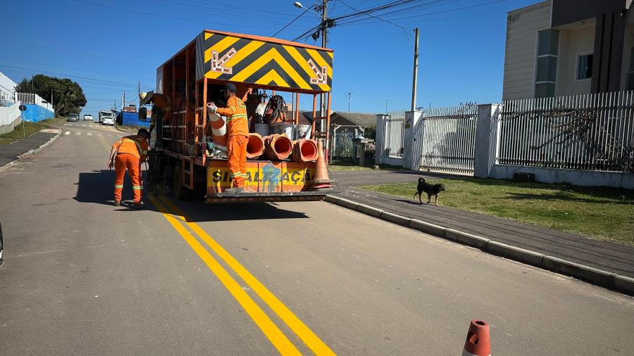 Governo do Estado contempla Mandirituba com melhorias na sinalização urbana, através do Detran-PR