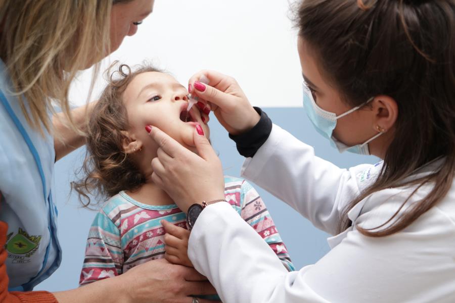 Vacinação contra poliomielite tem início nas escolas e CMEIS de Mandirituba