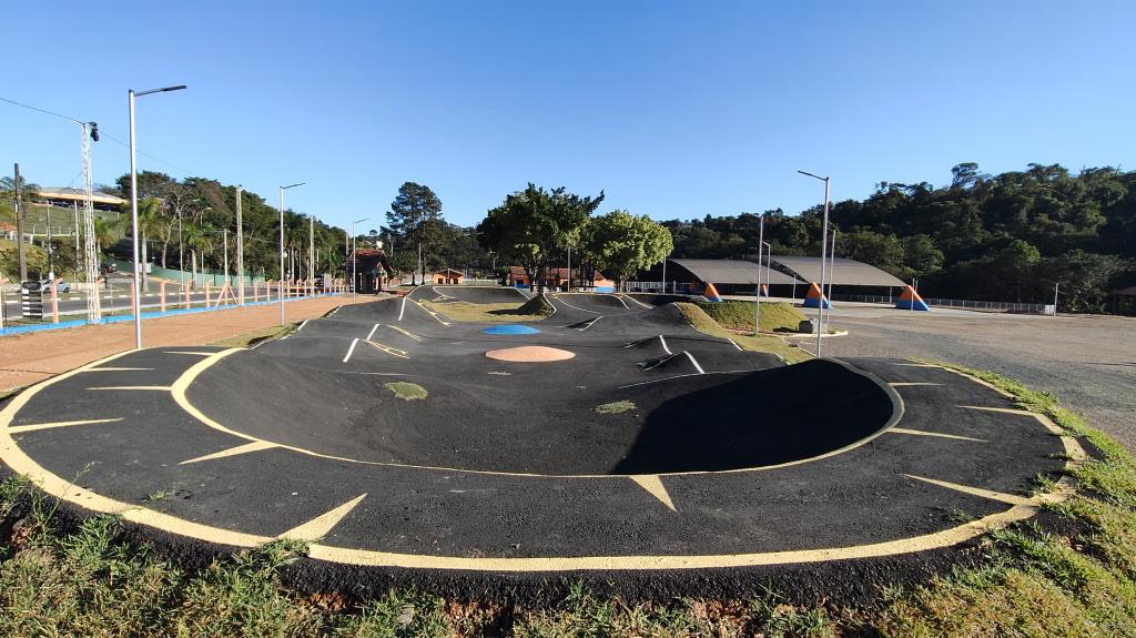 OObras no Complexo Turístico e de Lazer do Recinto Casco de Ouro seguem avançando