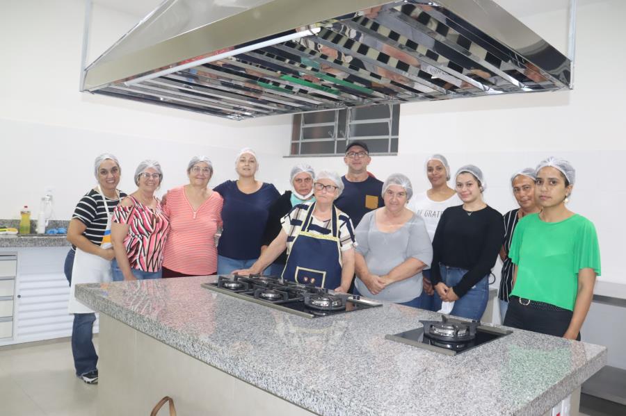 Curso Massas Caseiras e Artesanais é o primeiro na nova cozinha na Escola Profissionalizante