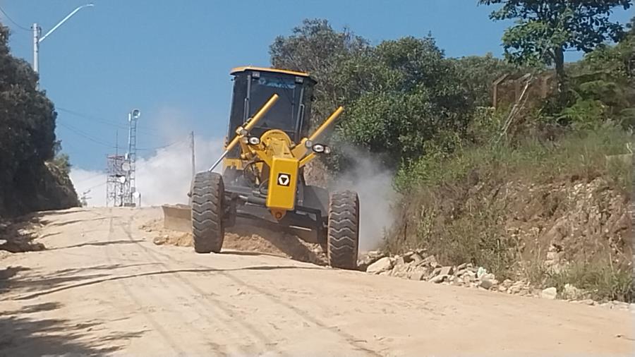 PREFEITURA REALIZA MANUTENÇÃO CONTÍNUA NAS ESTRADAS MUNICIPAIS