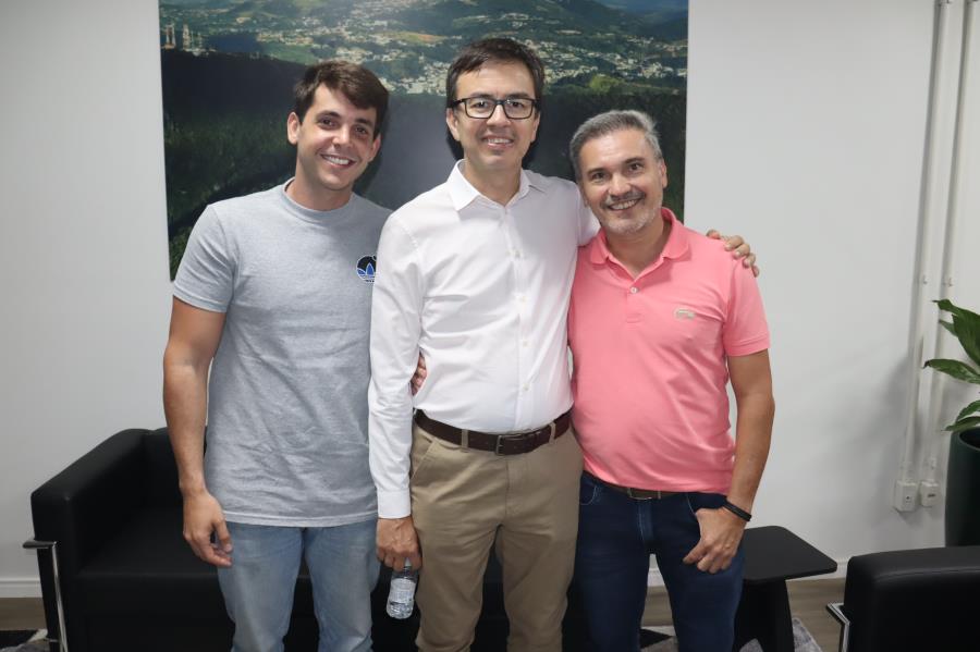 EMPRESÁRIOS VÃO INVESTIR R$2 MILHÕES EM NOVA DESTILARIA EM SERRA NEGRA